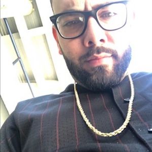 Meet your Posher, Alexander